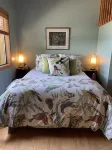Spectacular Views!! 1.5 miles from Eastsound - 3-Star