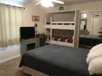 Little Piece of Paradise Hotels near Destin-Fort Walton Beach Convention Center