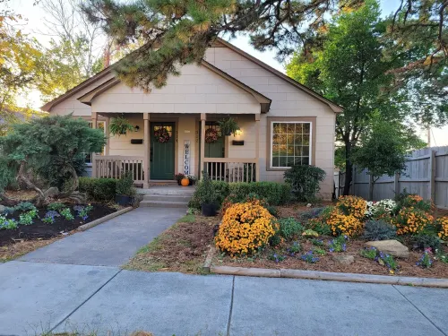 DOWNTOWN COZY GETAWAY فنادق في فورت سميث