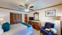 Royal Vista III, Pool & Hot-Tub, Ski-I/O, 2 BR, 2 Bath, Sleeps 6