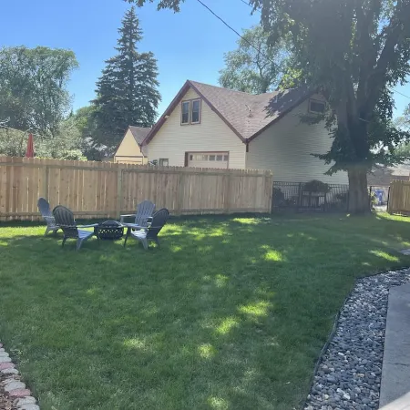 Charming 4 bedroom, 2 bath home near dowtown Fargo.