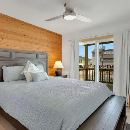 Gorgeous, Ocean View, 3 bedroom, 2 bathroom home in the heart of Kitty Hawk!