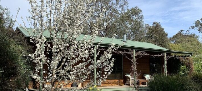 Maddens Cottage - Relax in the heart of the Yarra Valley wine district. Hotels in Melbourne