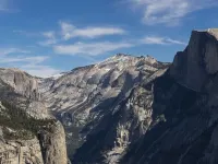 Cozy Yosemite Retreat • Private Hot Tub • BBQ • 2 Mi from Yosemite Hotels in Fish Camp
