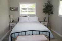 Sunny Daze Cottage 3 Bedroom Covered Deck Resort Boat Dock Pool Firepit Arcade