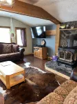 Cozy Cabin Feel! 5min From Downtown Polson.