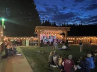 Ascend Remodeled Condo, SummerFun, Bear&Alpine Lake, Across Musical Festival