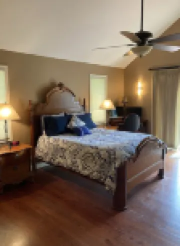 Great place to stay in Warrenville Hotels in Warrenville