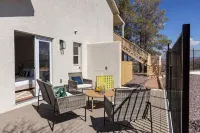 Heated Pool ~ Hot Tub ~ Scenic Views ~ Lux Stay