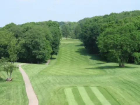 Apple Valley Lake, Pool and Beaches!  Guest Passes available for a fee! Hotels in Howard Township