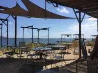 Charming garden house with terrasse and pool