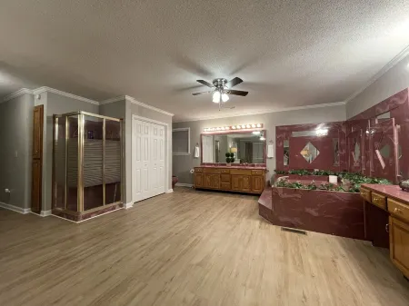 The Longview Deluxe Отели в г. Дейд