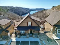 Cedar Cove Cabin Overlooking Table Rock Lake