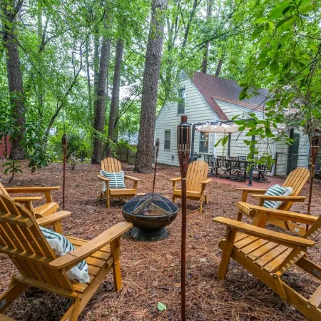 Cozy 4bd Home - NC State & Airport nearby - BBQ
