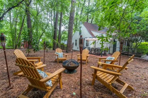 Cozy 4bd Home - NC State & Airport nearby - BBQ