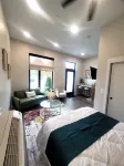 Studio Monthly & Daily Rental For Traveling Professionals,Corporate & Student's