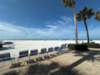 SK Condo on Beach  - 2 Pools, Private Beach  - Island Time T504 Ssrc - Sleeps 6 - 沙灘