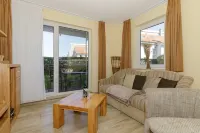 Apartment near the beach at the marina