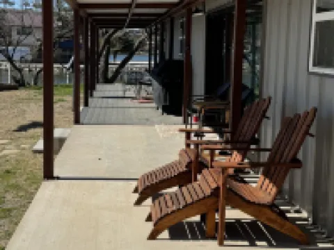 Amazing Views, Great Fishing and Huge Dock Make This the Perfect PK Get-Away. Hotels in Stephens County