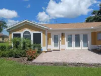 Drayton Place Staycation - Private Lk/Pk Front Ste