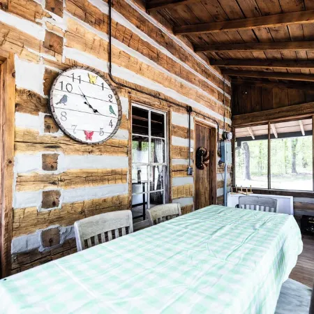 Granddaddy's Cabin -ON THE BLUFF OF DAYTON MTN! 13 Minutes from Chickamauga Lake