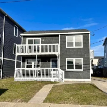 Cozy and quiet beach 1st floor condo just steps from the beach!
