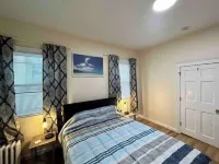 Cozy Apartment Chic Living Room Hotels near Chevalier Theatre