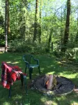 Hear the River from Cozy Mt Hood Cabin W/ Woodstove & Dogs Ok!