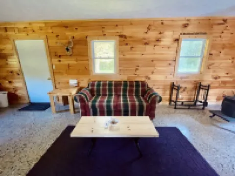 Cabin with beautiful acreage bordering Manistee National Forest