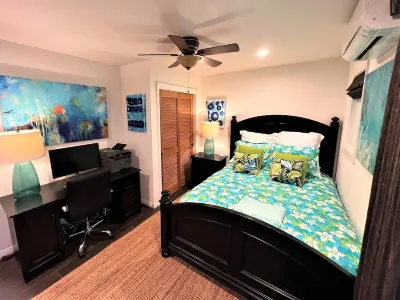 Mokihana House Kauai - 5-bedroom House with Mountain Views, Pool, Tennis and AC
