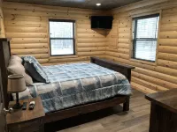 OUACHITA RIVER CABIN LIKE NO OTHER YOU WILL FIND!!!!