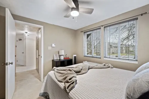 Hidden Valley Mountain Condo - Pool, Golfing, Hiking!