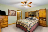 2 Master Suites - Clean - Cozy - WiFi - Elk - Covered Porch - ezAccess - 5 Stars