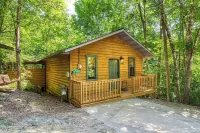 Smoky Mountain Haven!  Hot Tub, Private Deck & Cozy Vibes! - Chalets