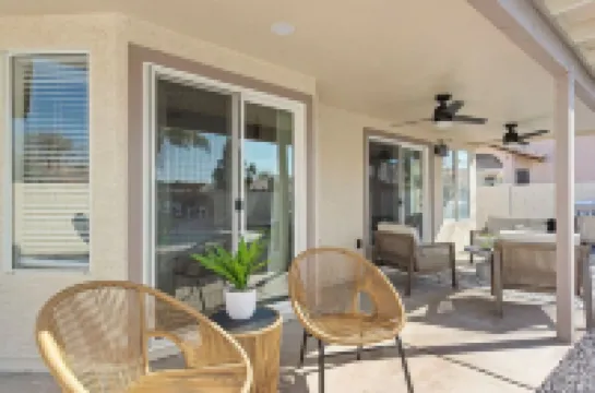 The Sunseeker near downtown Gilbert w/optional heated pool