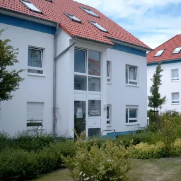 Directly on the Baltic Sea beach - a high-quality furnished vacation apartment