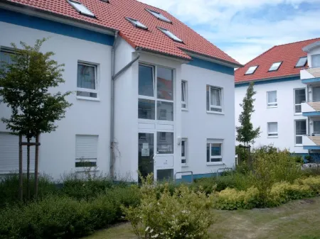 Directly on the Baltic Sea beach - a high-quality furnished vacation apartment
