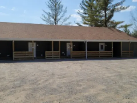 Privat Hot Tub! Sleeps 6 *Traverse City *Sleeping Bear Dunes Hotels in Interlochen