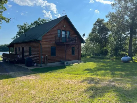 Charming Getaway Nestled in the Heart of the North Woods! Hotels in Burnett County