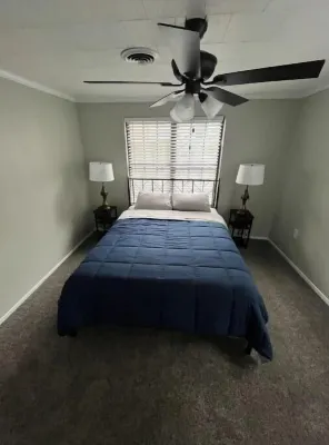 Cozy 3BR home close to trails. فنادق في Logan County