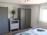 Moderne Ferienwohnung mit Großem Außenbereich, Familien- und Haustierfreundlich Hotels in Struppen