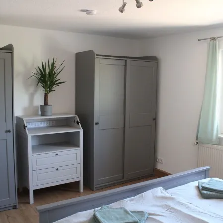 Moderne Ferienwohnung mit Großem Außenbereich, Familien- und Haustierfreundlich