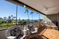 Central AC Ocean & Mountain View 2-Bedroom 2-Bath Condo Across Magic Sands Beach