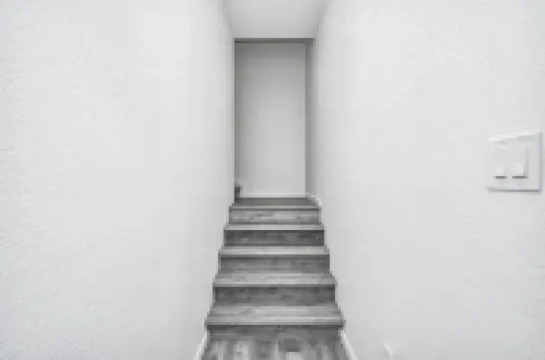 Guesthouse in ideal location with private entrance