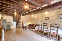 Gîte de Souvigny فنادق في Souvigny