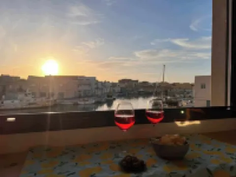 Old Port la Marina - Sole