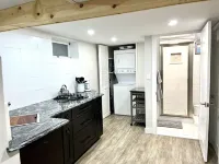 Charming Apartment in Quiet Neighborhood