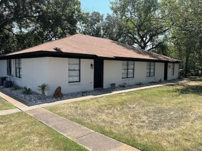 Old Town Hidden Treasure Các khách sạn gần Clark Park