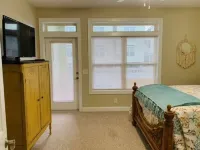 3/3 Condo across from the River! Close to beaches!
