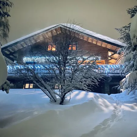 CHALET STANDING 180M2 ANGLES for 12 people.